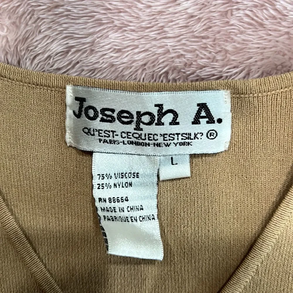 25. Joseph A. Cropped tank crochet bottom with beads Size L - Picture 2 of 9